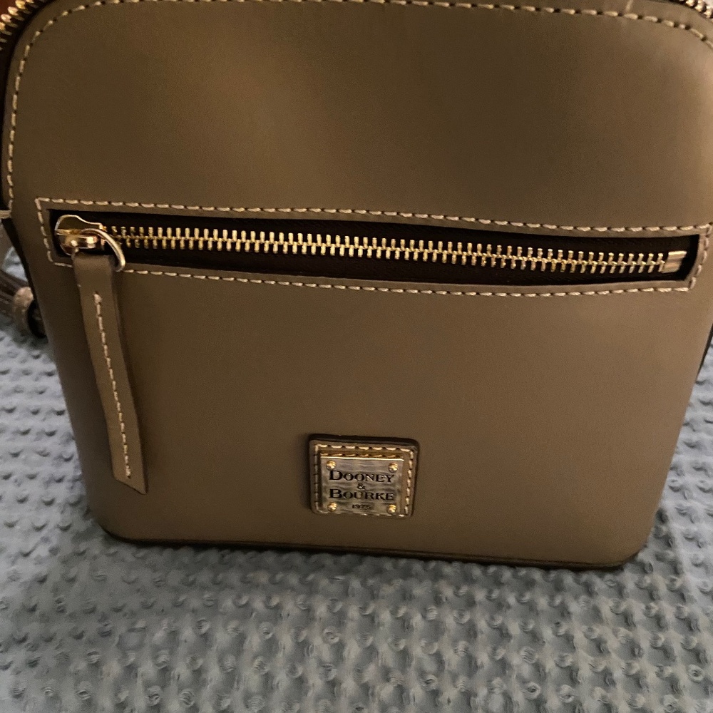 Dooney Bourke purse